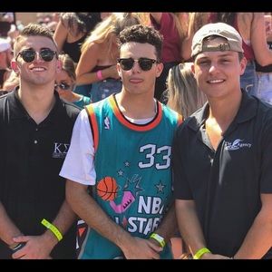 Meet your Posher, Anthonyanthony